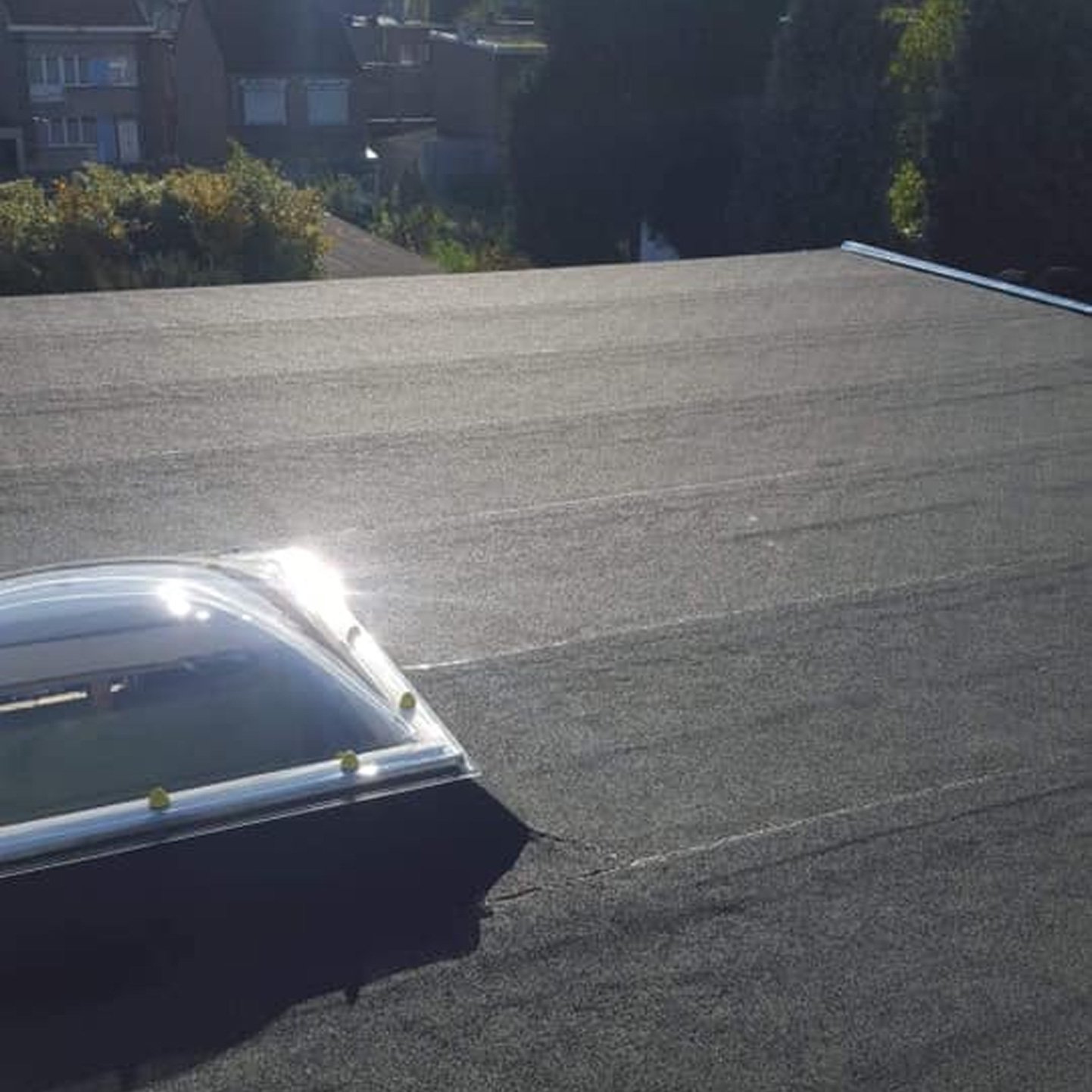 Toiture plate en EPDM