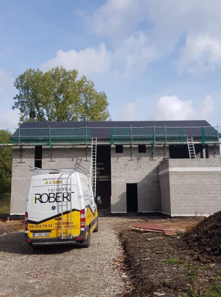 Toiture Robert sur chantier à Liège